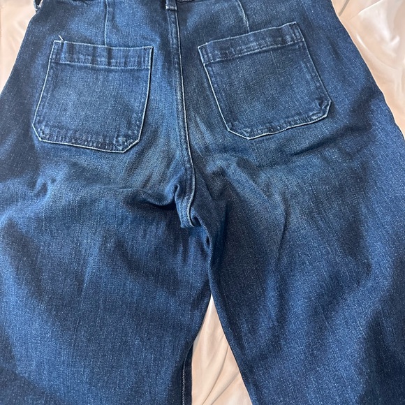 Old Navy Womens Extra High Rise Wide Leg Jeans Size 4 - Picture 3 of 6